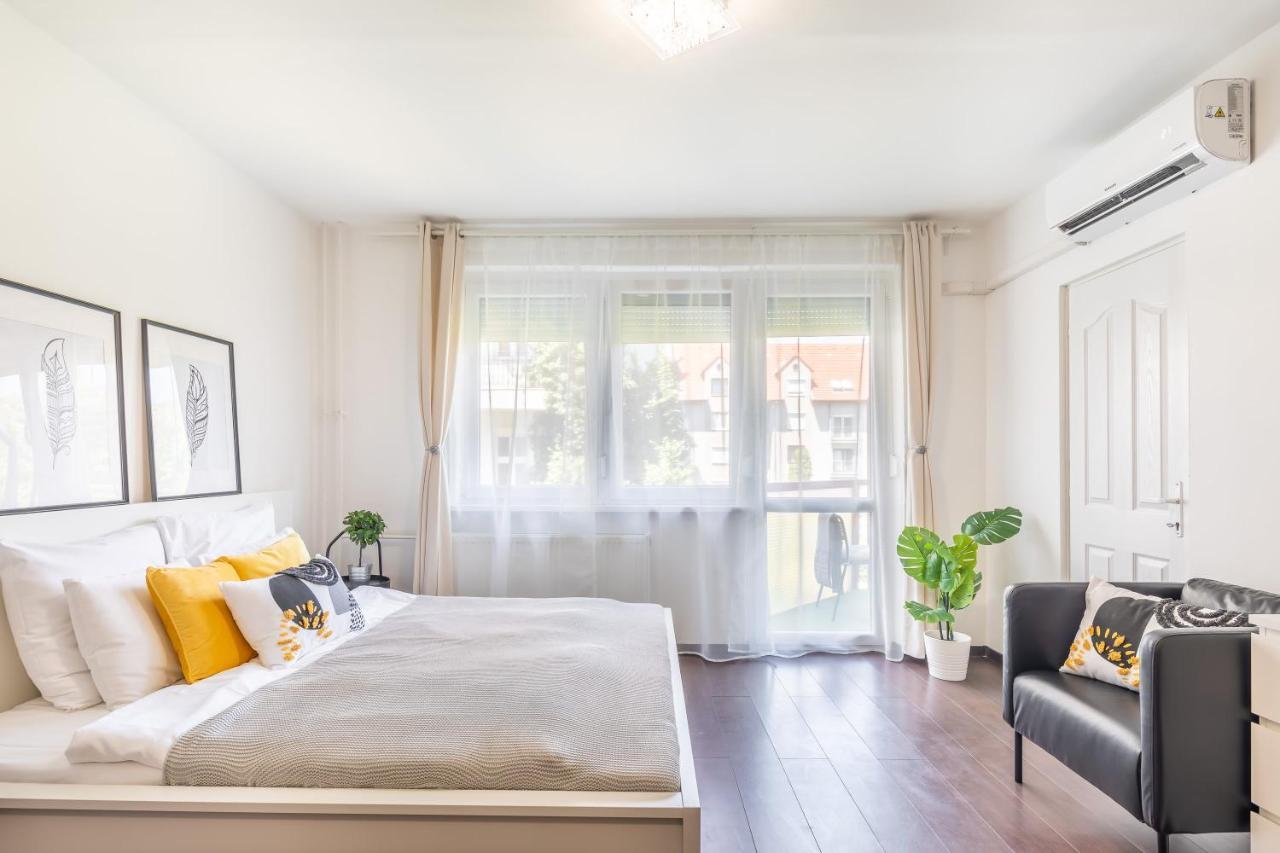 Ferienwohnung Sunny Balcony - Cute And Cozy Budapest Exterior foto