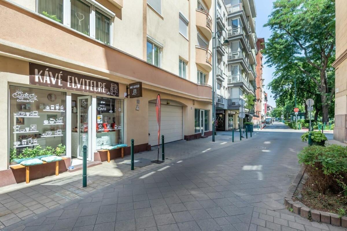 Ferienwohnung Sunny Balcony - Cute And Cozy Budapest Exterior foto